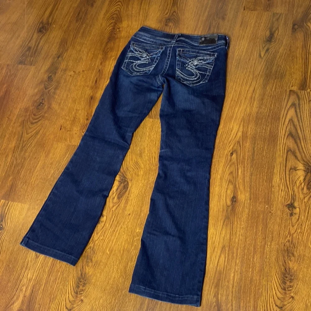 🌹 Silver Jeans 🌹 Vintage Suki Surplus Dark Blue Boot Cut Flare Jeans W27 - Picture 4 of 15
